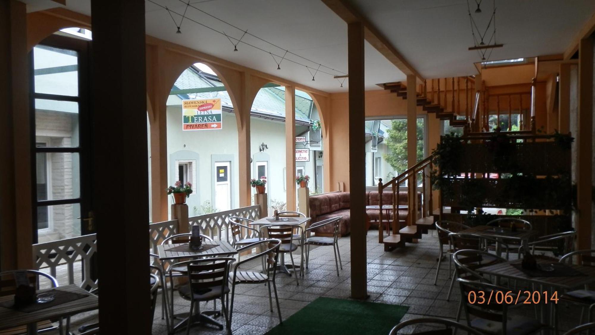 Turisticka Ubytovna Pri Slovenskej Restauracii 布雷兹诺 外观 照片